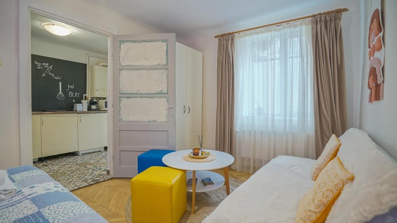 Old Town City Center Apartments Brasov Luaran gambar
