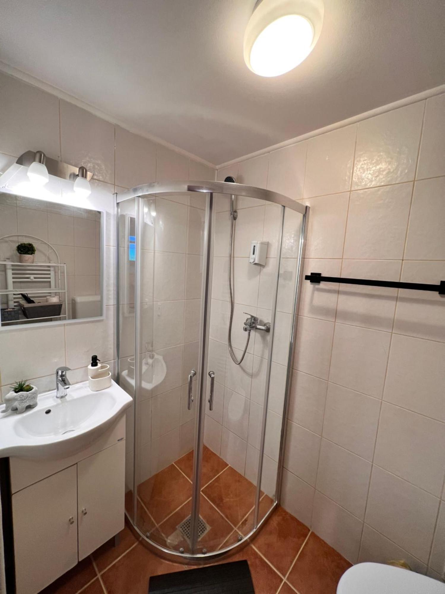 Old Town City Center Apartments Brasov Luaran gambar